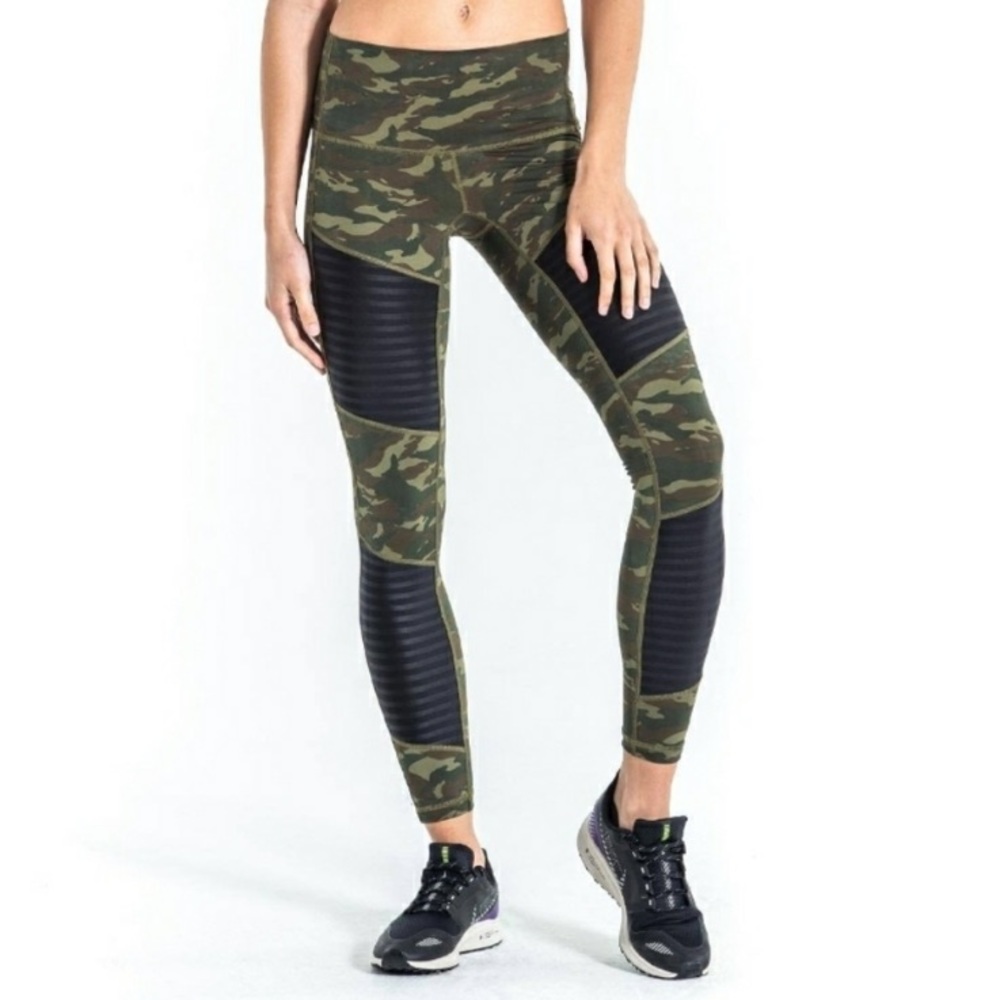 Virus Onyx Bioceramic Compression Pants Leggings